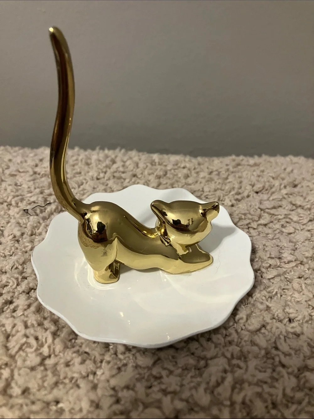 Gold Cat Ring Dish White Scalloped Tray 3” wide